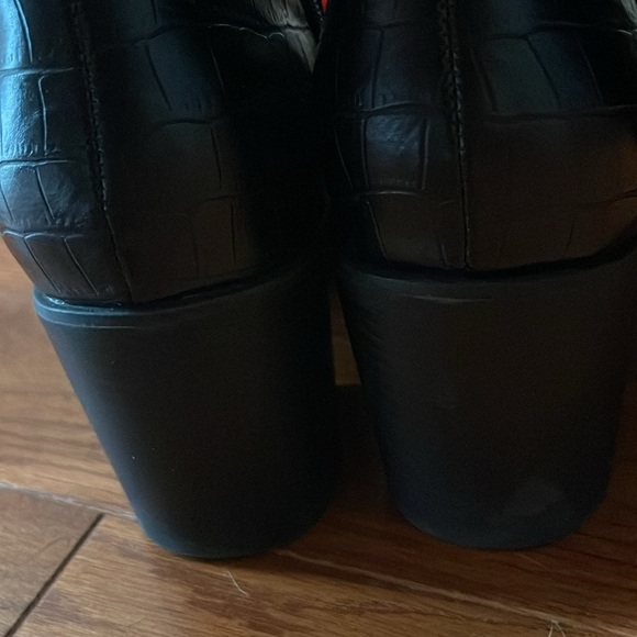 Journee Extra Wide Calf Women's Knee-high boot - Picture 7 of 8